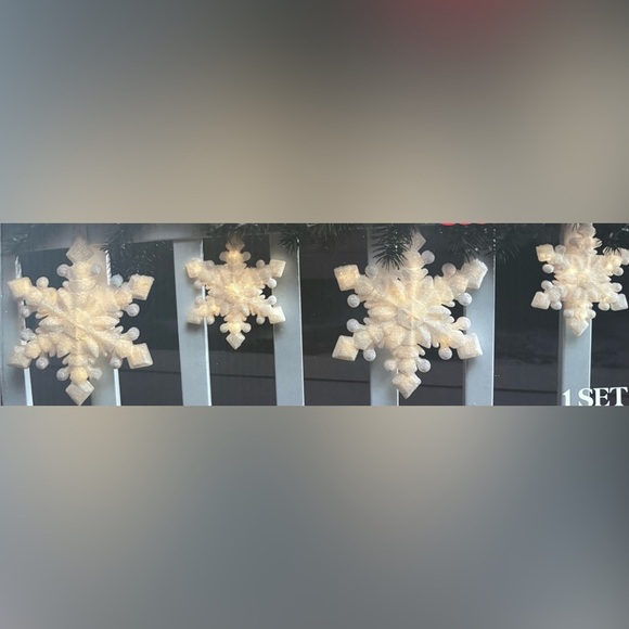 NWT lighted hanging snowflakes Christmas Xmas battery operated - Picture 8 of 8